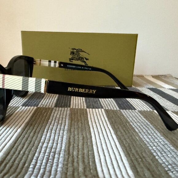 Burberry CatEye Sunglasses - Picture 2 of 4